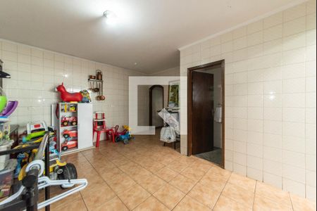 Casa à venda com 296m², 5 quartos e 5 vagas Casa à venda com 296m², 5 quartos e 5 vagasBrinquedoteca