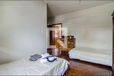 Casa para alugar com 530m², 5 quartos e 2 vagas Casa para alugar com 530m², 5 quartos e 2 vagasQuarto 5