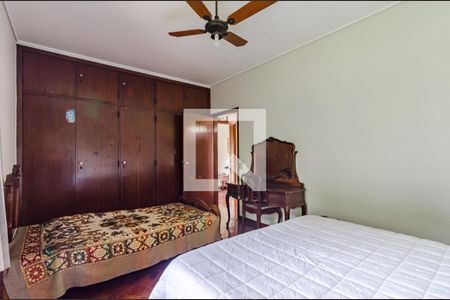 Casa para alugar com 530m², 5 quartos e 2 vagas Casa para alugar com 530m², 5 quartos e 2 vagasQuarto 3