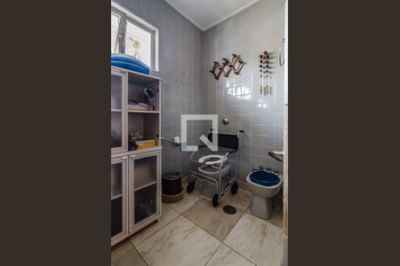 Casa para alugar com 530m², 5 quartos e 2 vagas Casa para alugar com 530m², 5 quartos e 2 vagasBanheiro da suíte