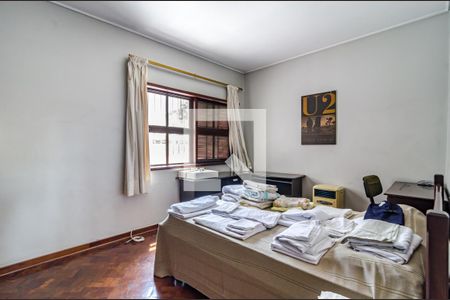 Casa para alugar com 530m², 5 quartos e 2 vagas Casa para alugar com 530m², 5 quartos e 2 vagasQuarto 4