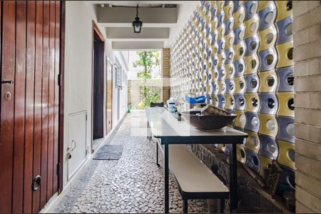 Casa para alugar com 530m², 5 quartos e 2 vagas Casa para alugar com 530m², 5 quartos e 2 vagasAcesso serviço