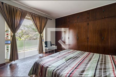 Casa para alugar com 530m², 5 quartos e 2 vagas Casa para alugar com 530m², 5 quartos e 2 vagasQuarto 2