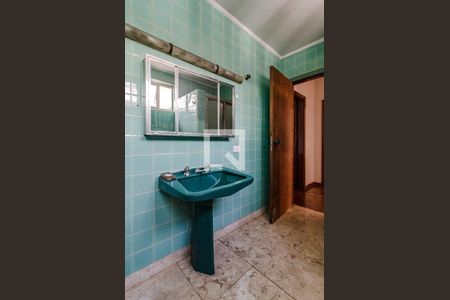 Casa para alugar com 530m², 5 quartos e 2 vagas Casa para alugar com 530m², 5 quartos e 2 vagasBanheiro