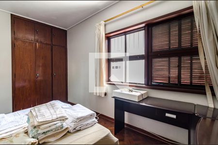 Casa para alugar com 530m², 5 quartos e 2 vagas Casa para alugar com 530m², 5 quartos e 2 vagasQuarto 4