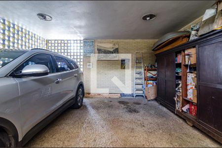 Casa para alugar com 530m², 5 quartos e 2 vagas Casa para alugar com 530m², 5 quartos e 2 vagasGaragem