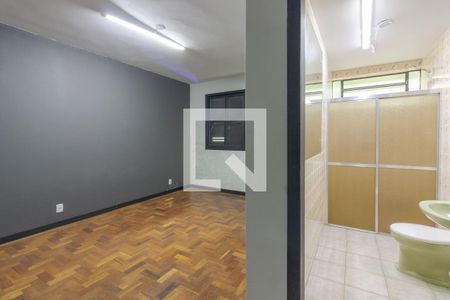 Quarto Suíte de casa à venda com 6 quartos, 210m² em Higienópolis, Porto Alegre
