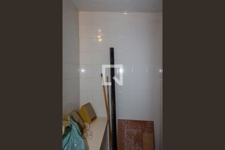 Casa à venda com 160m², 4 quartos e 4 vagas Casa à venda com 160m², 4 quartos e 4 vagasSauna