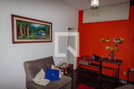 Casa à venda com 160m², 4 quartos e 4 vagas Casa à venda com 160m², 4 quartos e 4 vagasSala 2