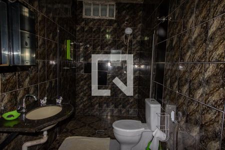 Casa à venda com 160m², 4 quartos e 4 vagas Casa à venda com 160m², 4 quartos e 4 vagasBanheiro da Suíte 2