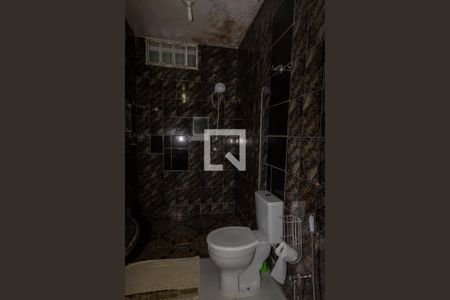 Casa à venda com 160m², 4 quartos e 4 vagas Casa à venda com 160m², 4 quartos e 4 vagasBanheiro da Suíte 2