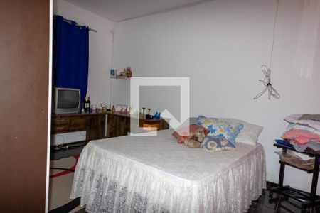 Casa à venda com 160m², 4 quartos e 4 vagas Casa à venda com 160m², 4 quartos e 4 vagasQuarto 1