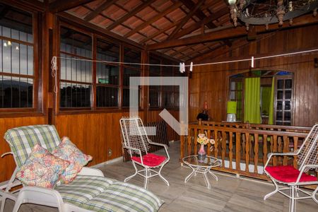 Casa à venda com 160m², 4 quartos e 4 vagas Casa à venda com 160m², 4 quartos e 4 vagasCobertura