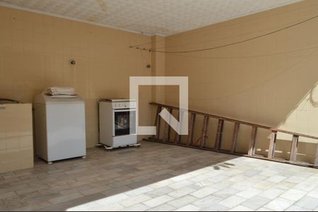 Casa à venda com 390m², 3 quartos e 4 vagasÁrea de Serviço