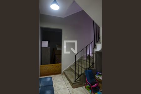 Casa à venda com 213m², 3 quartos e 2 vagas Casa à venda com 213m², 3 quartos e 2 vagasCorredor