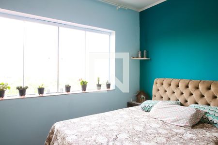 Casa à venda com 213m², 3 quartos e 2 vagas Casa à venda com 213m², 3 quartos e 2 vagasQuarto 2