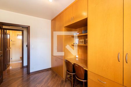 Apartamento à venda com 135m², 4 quartos e 2 vagas