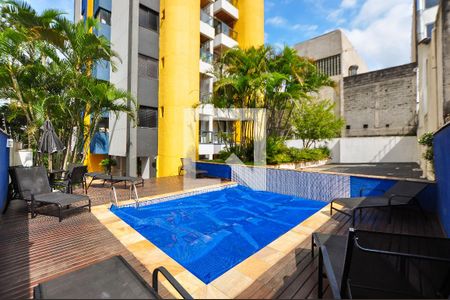 Apartamento à venda com 95m², 2 quartos e 1 vaga Apartamento à venda com 95m², 2 quartos e 1 vagaÁrea comum - Piscina