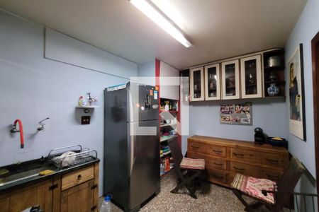 Casa à venda com 180m², 4 quartos e 1 vaga Casa à venda com 180m², 4 quartos e 1 vagaCozinha casa 1