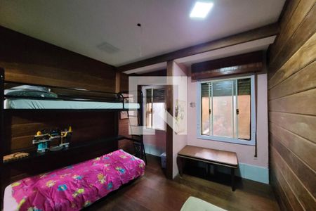 Casa à venda com 180m², 4 quartos e 1 vaga Casa à venda com 180m², 4 quartos e 1 vagaQuarto 2casa 1