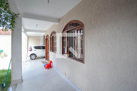 Casa à venda com 400m², 3 quartos e 4 vagas Casa à venda com 400m², 3 quartos e 4 vagasEntrada