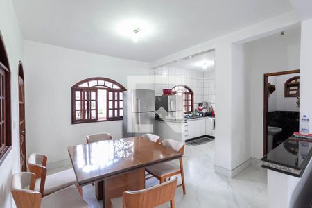 Casa à venda com 400m², 3 quartos e 4 vagas Casa à venda com 400m², 3 quartos e 4 vagasCopa