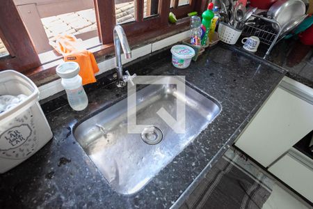 Casa à venda com 400m², 3 quartos e 4 vagas Casa à venda com 400m², 3 quartos e 4 vagasCozinha