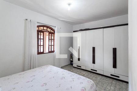 Casa à venda com 400m², 3 quartos e 4 vagas Casa à venda com 400m², 3 quartos e 4 vagasSuíte