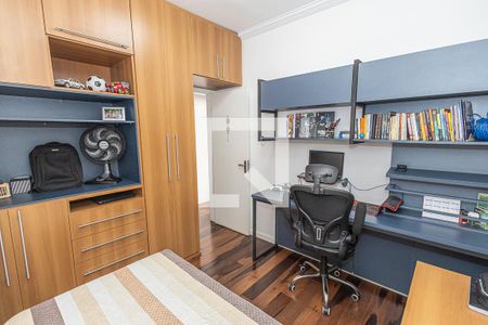 Apartamento à venda com 180m², 3 quartos e 2 vagas Apartamento à venda com 180m², 3 quartos e 2 vagasQuarto 2