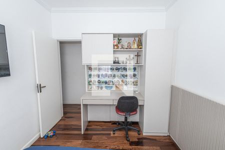 Apartamento à venda com 180m², 3 quartos e 2 vagas Apartamento à venda com 180m², 3 quartos e 2 vagasQuarto 3