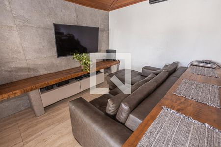Apartamento à venda com 180m², 3 quartos e 2 vagas Apartamento à venda com 180m², 3 quartos e 2 vagasSala de TV