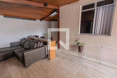 Apartamento à venda com 180m², 3 quartos e 2 vagas Apartamento à venda com 180m², 3 quartos e 2 vagasSala de TV