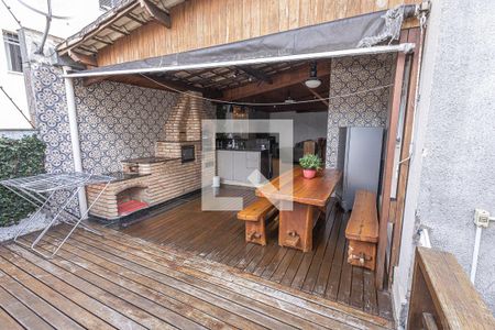 Apartamento à venda com 180m², 3 quartos e 2 vagas Apartamento à venda com 180m², 3 quartos e 2 vagasEspaço Gourmet