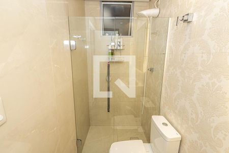 Apartamento à venda com 180m², 3 quartos e 2 vagas Apartamento à venda com 180m², 3 quartos e 2 vagasBanheiro da Suíte
