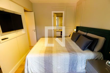 Apartamento à venda com 130m², 2 quartos e 2 vagas Apartamento à venda com 130m², 2 quartos e 2 vagasSuíte