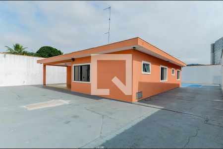 Casa à venda com 261m², 3 quartos e 8 vagasQuintal 