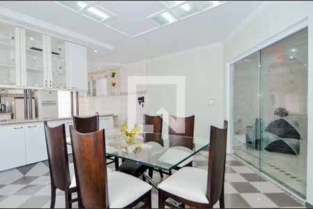 Casa à venda com 261m², 3 quartos e 8 vagasCopa 