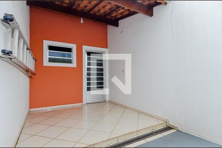 Casa à venda com 261m², 3 quartos e 8 vagasQuarto de Serviço