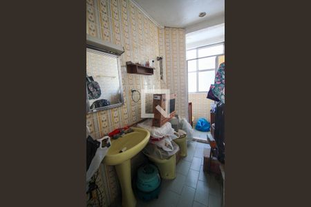 Apartamento à venda com 120m², 3 quartos e sem vaga Apartamento à venda com 120m², 3 quartos e sem vagaBanheiro 1