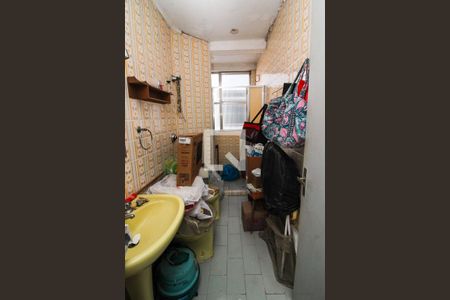 Apartamento à venda com 120m², 3 quartos e sem vaga Apartamento à venda com 120m², 3 quartos e sem vagaBanheiro 1