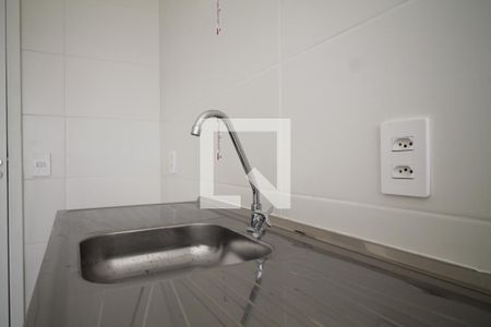 Sala/Cozinha de apartamento para alugar com 1 quarto, 28m² em Vila Ré, São Paulo