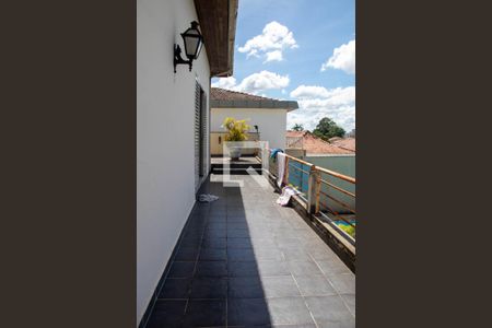 Casa à venda com 444m², 5 quartos e 8 vagas Casa à venda com 444m², 5 quartos e 8 vagasVaranda