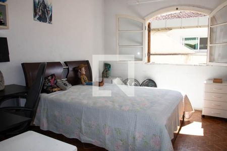 Casa à venda com 444m², 5 quartos e 8 vagas Casa à venda com 444m², 5 quartos e 8 vagasQuarto 3