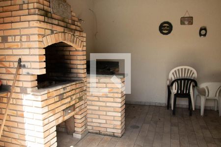 Casa à venda com 444m², 5 quartos e 8 vagas Casa à venda com 444m², 5 quartos e 8 vagasChurrasqueira