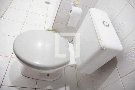 Casa à venda com 444m², 5 quartos e 8 vagas Casa à venda com 444m², 5 quartos e 8 vagasBanheiro de serviço