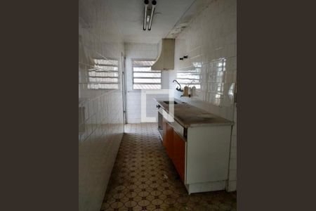 Casa à venda com 270m², 3 quartos e 2 vagas