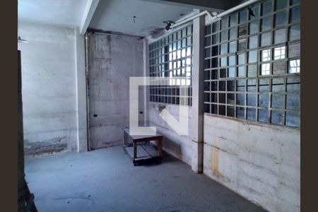 Casa à venda com 270m², 3 quartos e 2 vagas