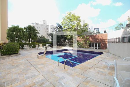 Apartamento à venda com 100m², 3 quartos e 2 vagasÁrea comum - Piscina