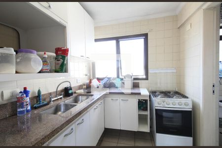 Apartamento à venda com 100m², 3 quartos e 2 vagasCozinha