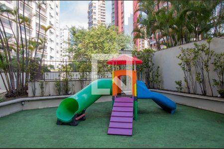 Apartamento à venda com 100m², 3 quartos e 2 vagasÁrea comum - Playground